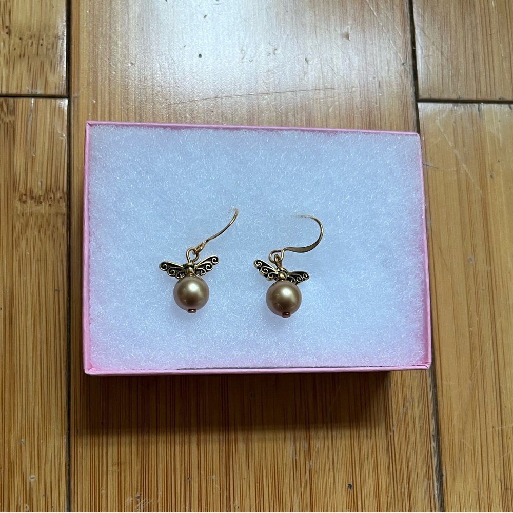 Golden Snitch Pearl Earrings - never worn